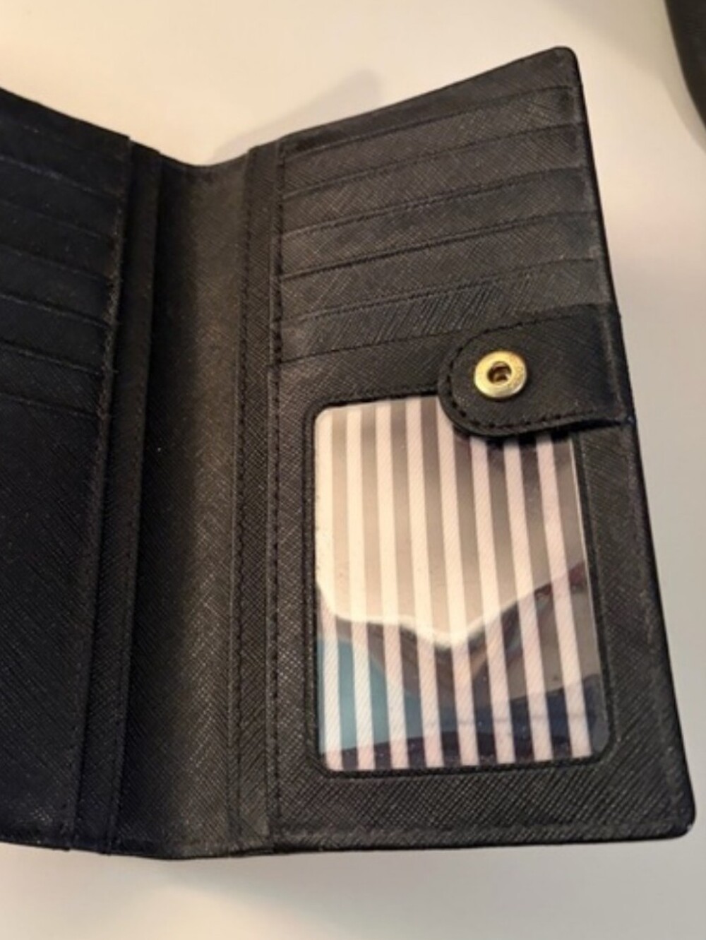 Kate Spade New York Cameron Street Lacey Zip Around Wallet. MSRP $198 - Picture 9 of 9